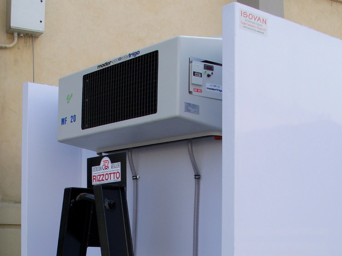 refrigerazione-trasporti-per-rifiuti-biologici-modena-bologna