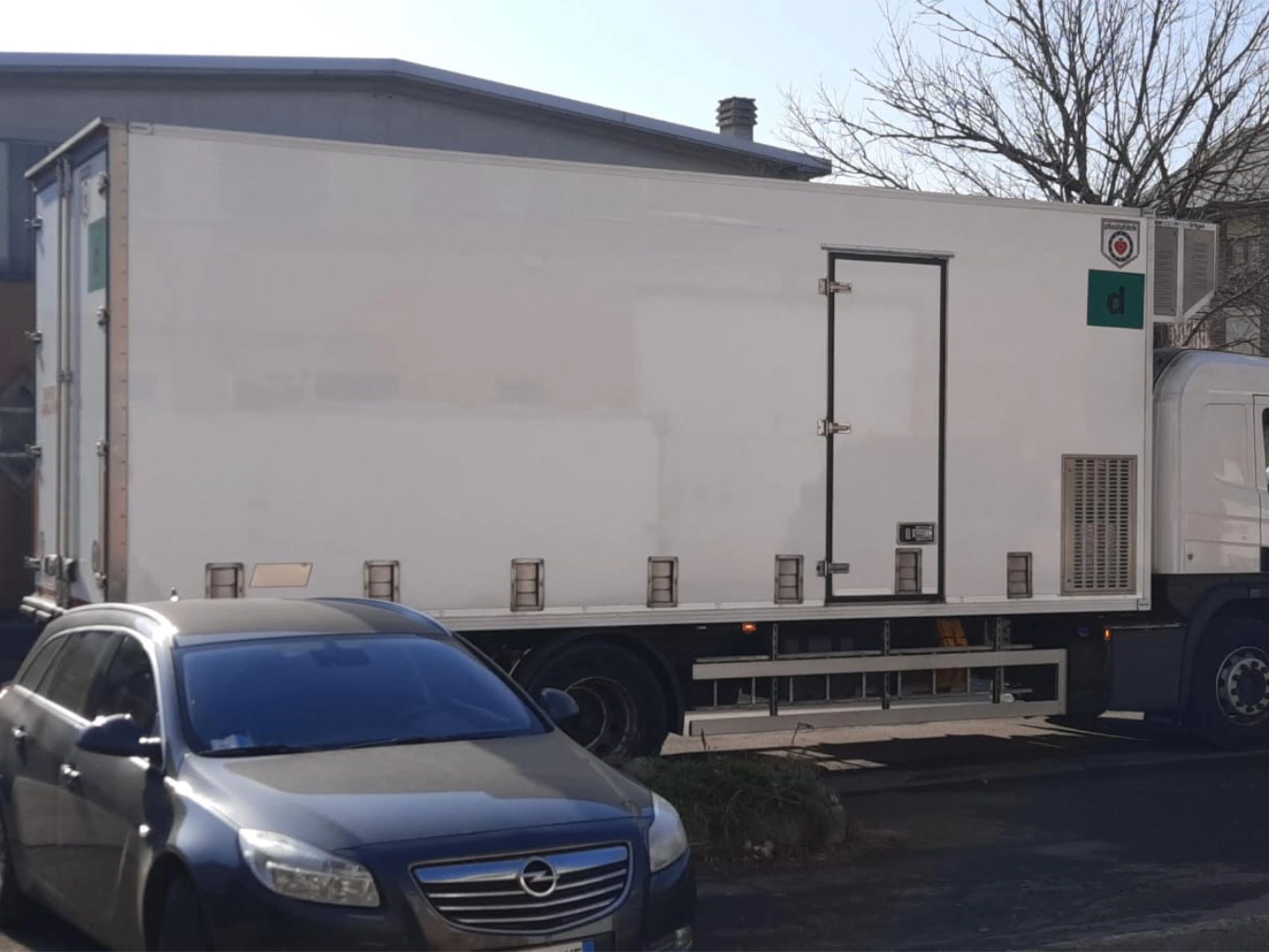 riparazione-carrozzeria-furgoni-coibentati-modena